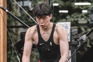 杨瀚森：我想努力成为一个让中国和波特兰大家骄傲的球员