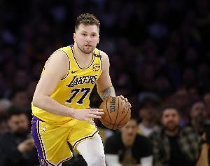 吃饼到饱？艾顿：与东契奇并肩作战会让很多事情变得简单许多